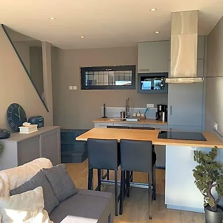 Annexe Du *